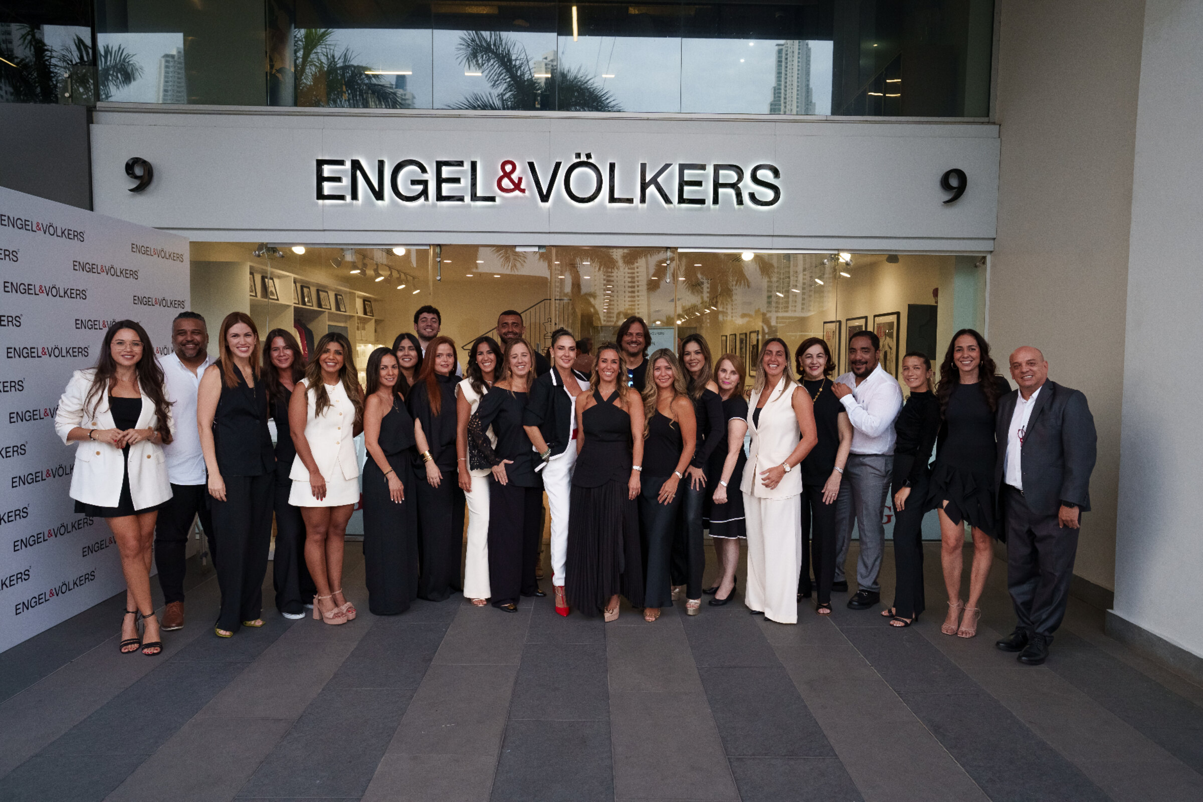 Engel & Völkers Panama advisory team at the Panama City office
